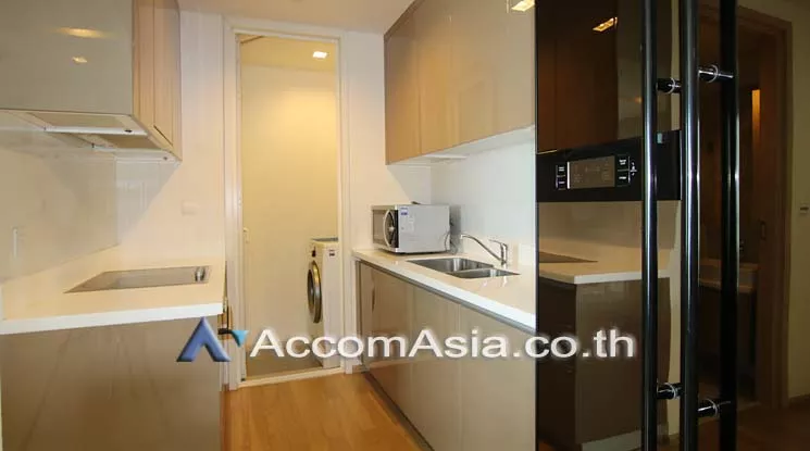 3 Bedrooms  Condominium For Rent & Sale in Sukhumvit, Bangkok  near BTS Thong Lo (13002439)