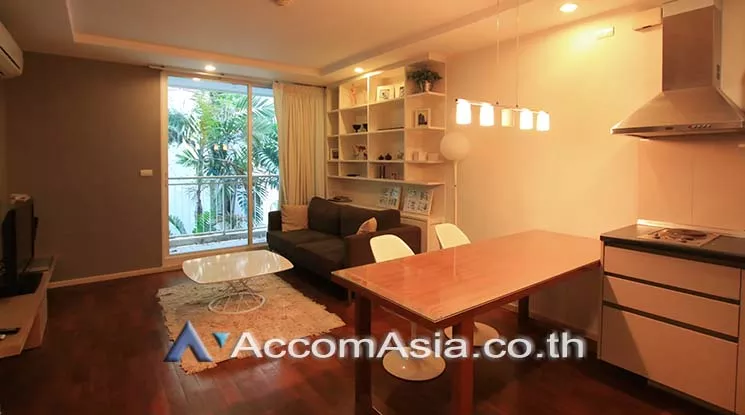  1 Bedroom  Condominium For Rent in Sukhumvit, Bangkok  near BTS Nana (13002519)