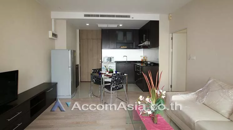  1 Bedroom  Condominium For Rent & Sale in Sukhumvit, Bangkok  near BTS Thong Lo (13002553)