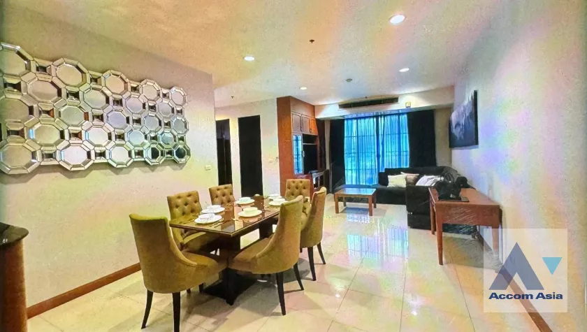  3 Bedrooms  Condominium For Rent in Sukhumvit, Bangkok  near BTS Asok - MRT Sukhumvit (13002657)