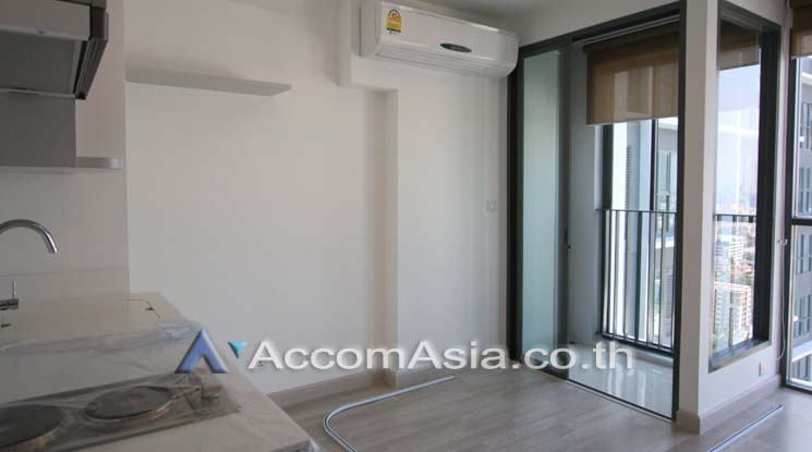  1 Bedroom  Condominium For Rent in Sukhumvit, Bangkok  near BTS On Nut (13002658)