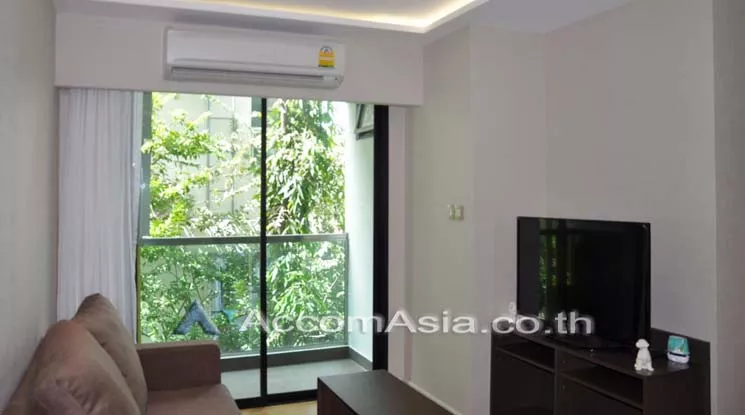  1 Bedroom  Condominium For Rent in Sukhumvit, Bangkok  near BTS Thong Lo (13002690)