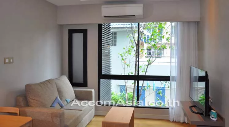  1 Bedroom  Condominium For Rent in Sukhumvit, Bangkok  near BTS Thong Lo (13002693)