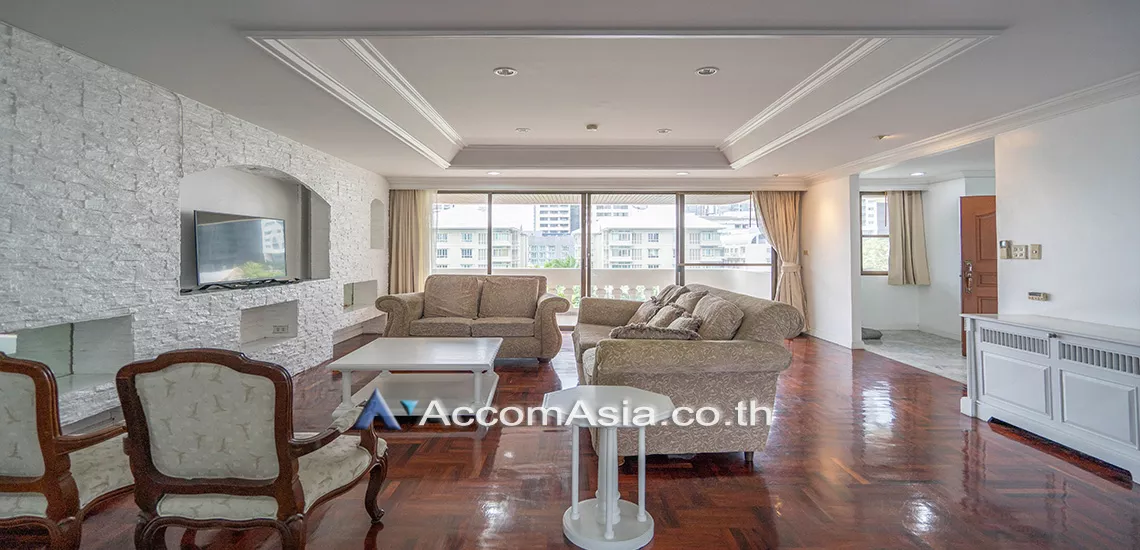 Big Balcony, Pet friendly |  3 Bedrooms  Apartment For Rent in Sukhumvit, Bangkok  near BTS Phrom Phong (AA10096)