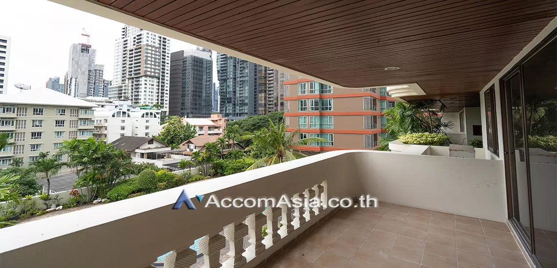 Big Balcony, Pet friendly |  3 Bedrooms  Apartment For Rent in Sukhumvit, Bangkok  near BTS Phrom Phong (AA10096)