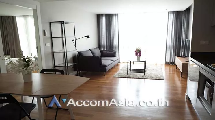  1 Bedroom  Condominium For Rent in Sukhumvit, Bangkok  near BTS Thong Lo (AA10129)