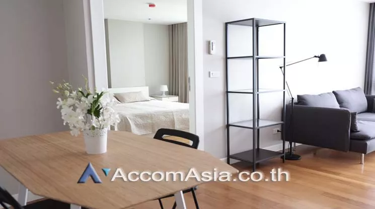  1 Bedroom  Condominium For Rent in Sukhumvit, Bangkok  near BTS Thong Lo (AA10129)