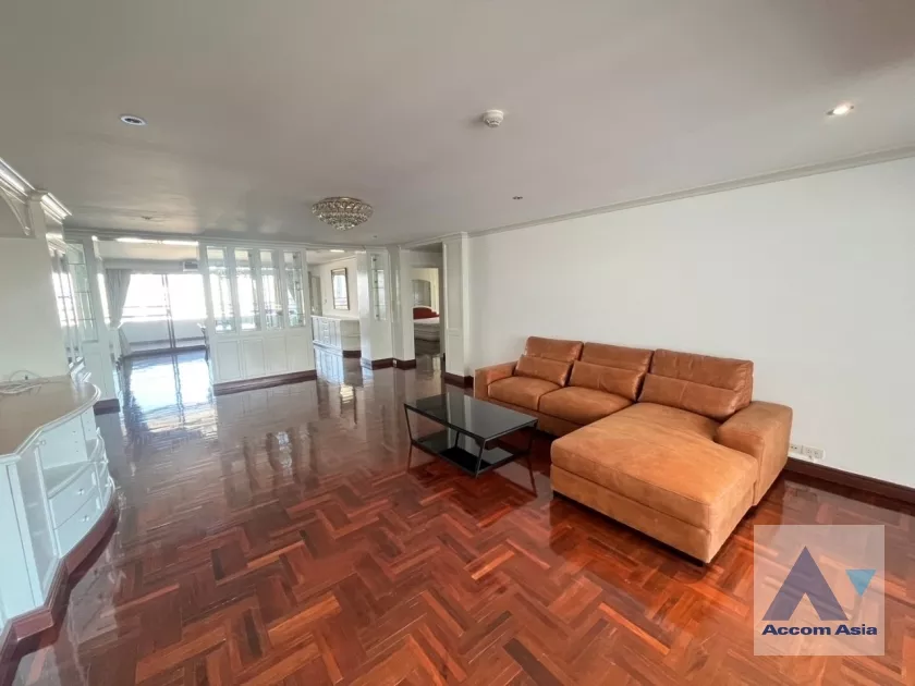  3 Bedrooms  Condominium For Rent in Sukhumvit, Bangkok  near BTS Asok - MRT Sukhumvit (AA10143)