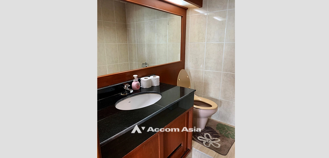 12  3 br Condominium For Rent in Sukhumvit ,Bangkok BTS Phrom Phong at Royal Castle AA10198