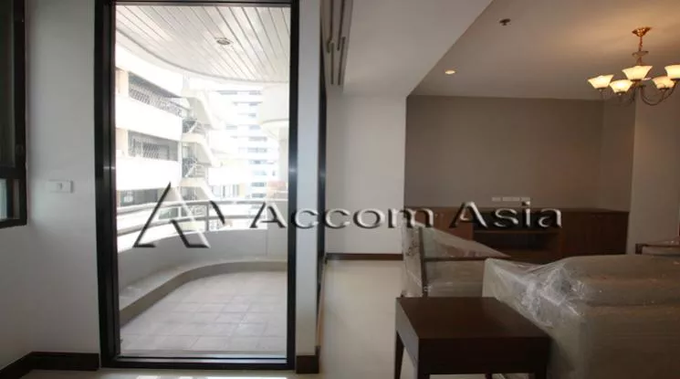 5  2 br Apartment For Rent in Sukhumvit ,Bangkok BTS Ekkamai at Comfort living and well service 10254