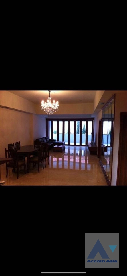 Pet friendly |  2 Bedrooms  Condominium For Sale in Sukhumvit, Bangkok  near BTS Phrom Phong (AA10401)