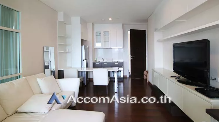  1 Bedroom  Condominium For Rent in Sukhumvit, Bangkok  near BTS Thong Lo (AA10498)