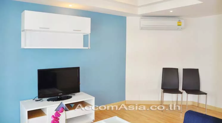  1 Bedroom  Apartment For Rent in Sukhumvit, Bangkok  near BTS Thong Lo (AA10576)