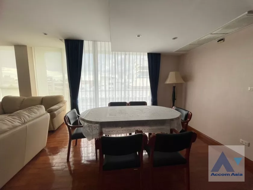  3 Bedrooms  Condominium For Rent in Sukhumvit, Bangkok  near BTS Asok - MRT Sukhumvit (20995)