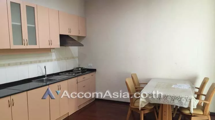  2 Bedrooms  Condominium For Rent & Sale in Sukhumvit, Bangkok  near BTS Thong Lo (AA10669)