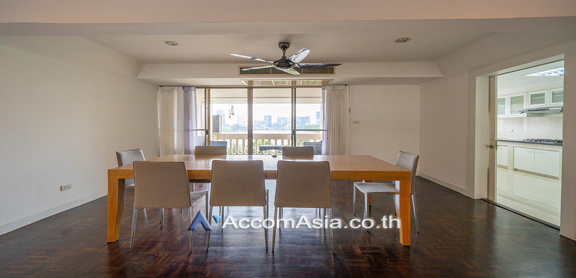 Pet friendly |  3 Bedrooms  Apartment For Rent in Sukhumvit, Bangkok  near BTS Asok - MRT Sukhumvit (AA10679)