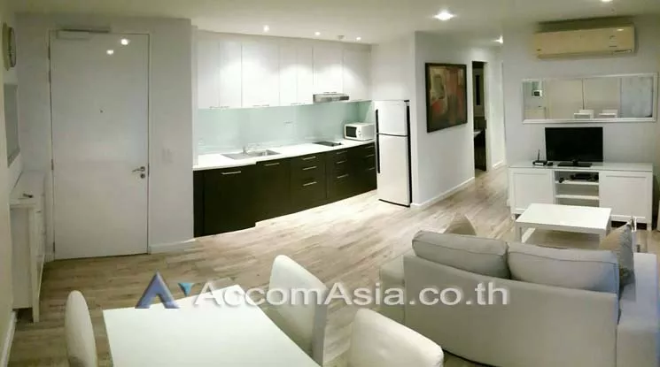  2 Bedrooms  Condominium For Rent in Sukhumvit, Bangkok  near BTS Ekkamai (AA10994)