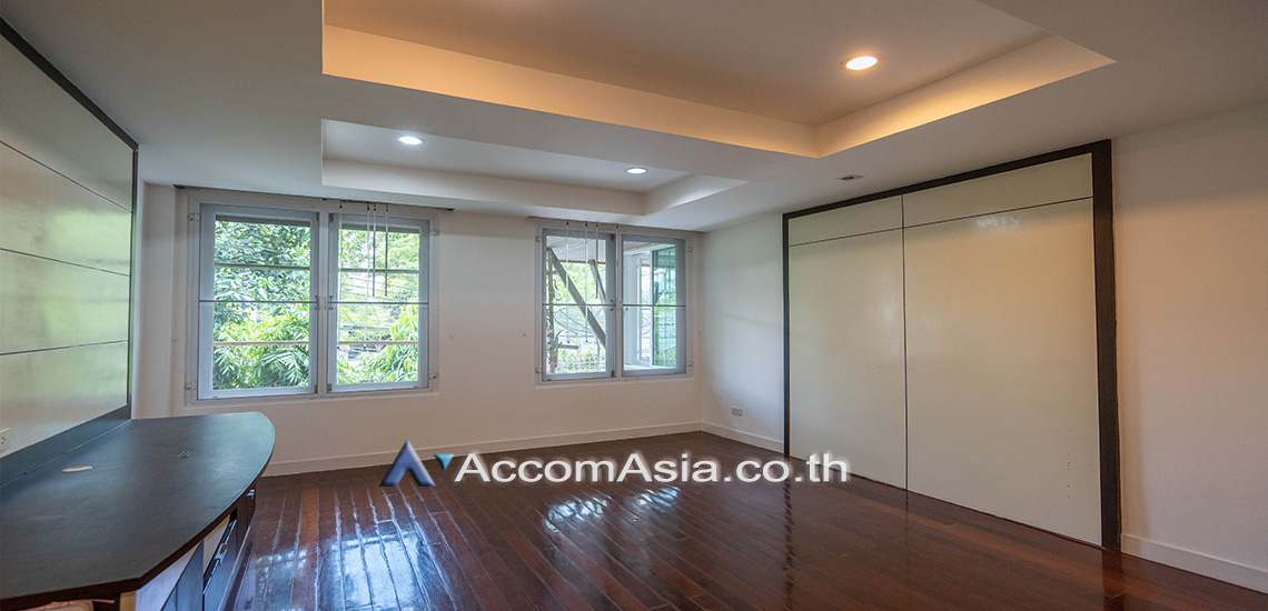 9  4 br House For Rent in Sukhumvit ,Bangkok BTS Ekkamai at Private Compound 5000801