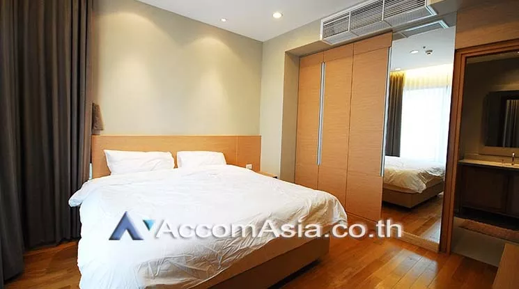  1 Bedroom  Condominium For Rent in Sukhumvit, Bangkok  near BTS Phrom Phong (AA11042)