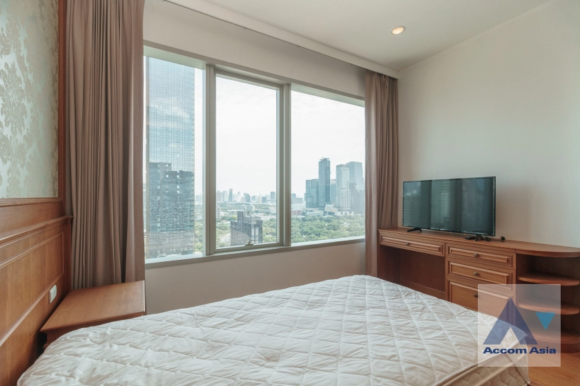 16  3 br Condominium For Rent in Ploenchit ,Bangkok BTS Ratchadamri at 185 Rajadamri AA11046