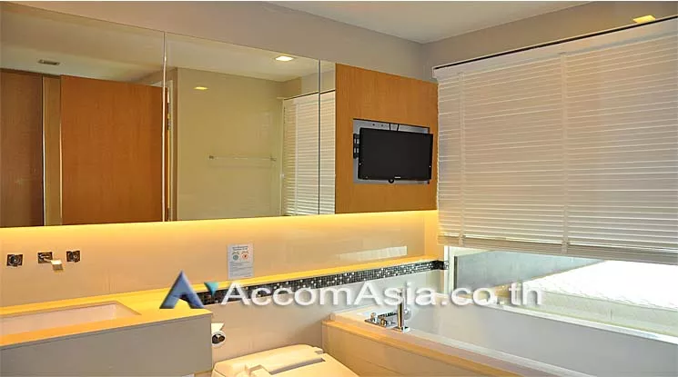 5  2 br Apartment For Rent in Sukhumvit ,Bangkok BTS Thong Lo at Low Rised Building AA11061