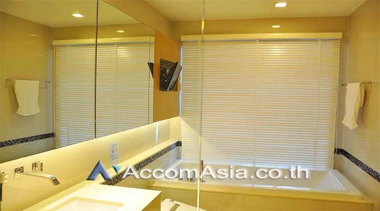 8  2 br Apartment For Rent in Sukhumvit ,Bangkok BTS Thong Lo at Low Rised Building AA11066