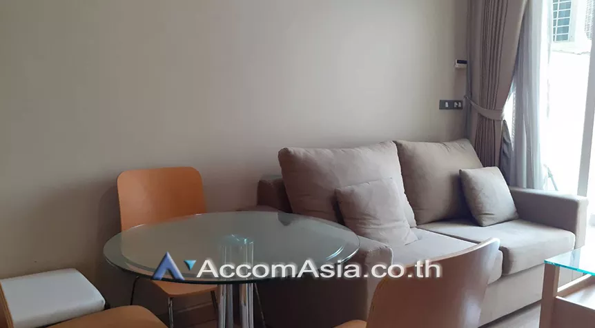  1 Bedroom  Condominium For Sale in Sukhumvit, Bangkok  near BTS Thong Lo (AA11119)