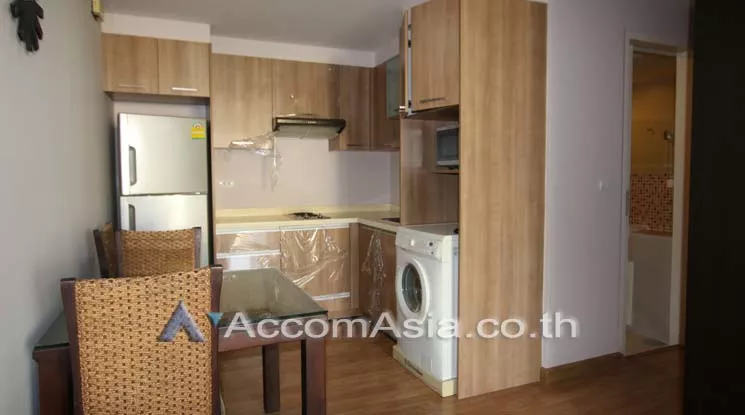  2 Bedrooms  Condominium For Sale in Sukhumvit, Bangkok  near BTS Thong Lo (AA11126)