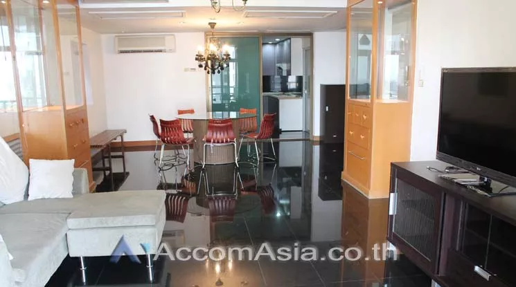  2 Bedrooms  Condominium For Rent in Ploenchit, Bangkok  near BTS Ploenchit (AA11211)