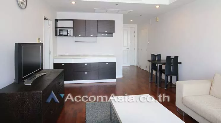  1 Bedroom  Condominium For Rent in Sukhumvit, Bangkok  near BTS Phrom Phong (AA11295)