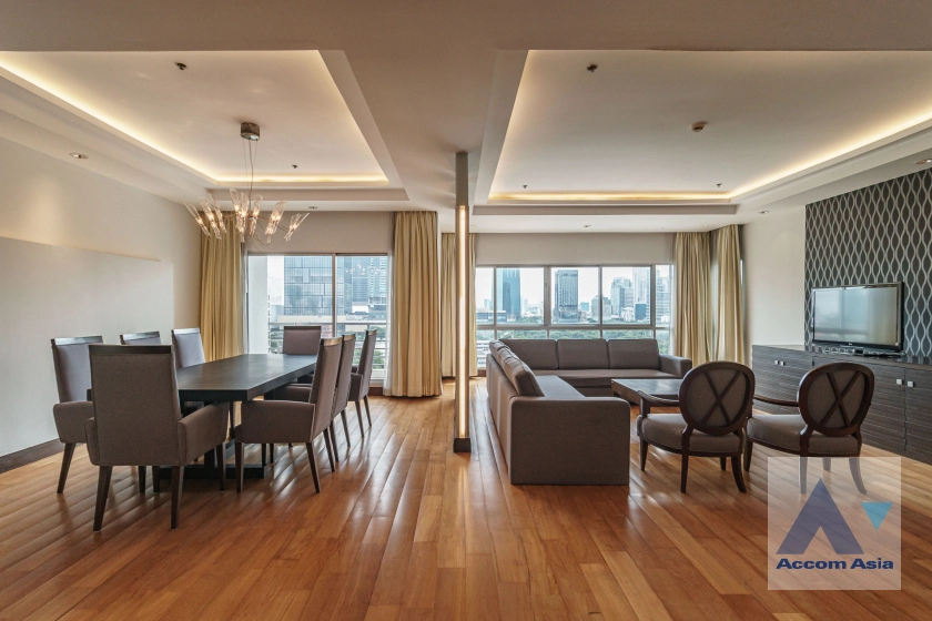 4  4 br Apartment For Rent in Ploenchit ,Bangkok BTS Ploenchit at Elegance and Traditional Luxury 10265