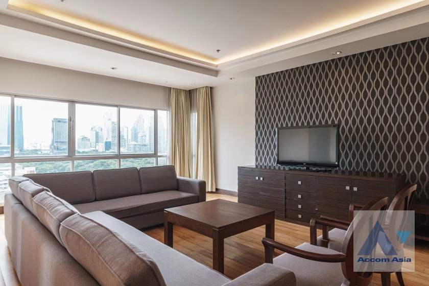 5  4 br Apartment For Rent in Ploenchit ,Bangkok BTS Ploenchit at Elegance and Traditional Luxury 10265