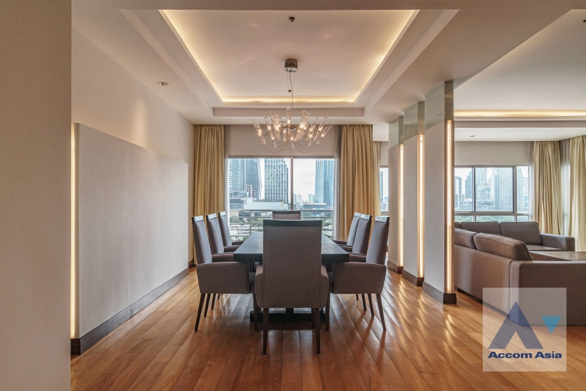 7  4 br Apartment For Rent in Ploenchit ,Bangkok BTS Ploenchit at Elegance and Traditional Luxury 10265