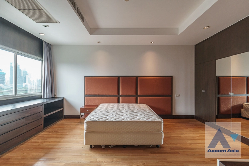 17  4 br Apartment For Rent in Ploenchit ,Bangkok BTS Ploenchit at Elegance and Traditional Luxury 10265