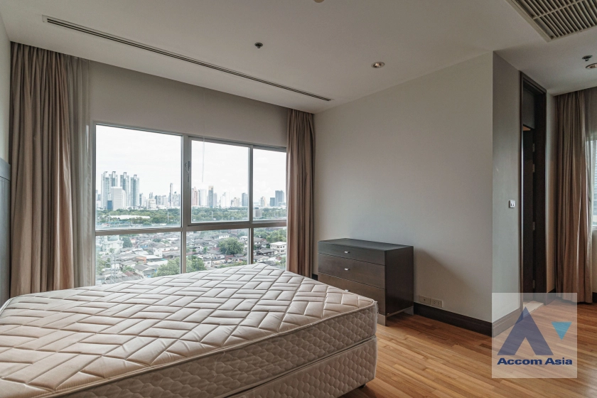 23  4 br Apartment For Rent in Ploenchit ,Bangkok BTS Ploenchit at Elegance and Traditional Luxury 10265