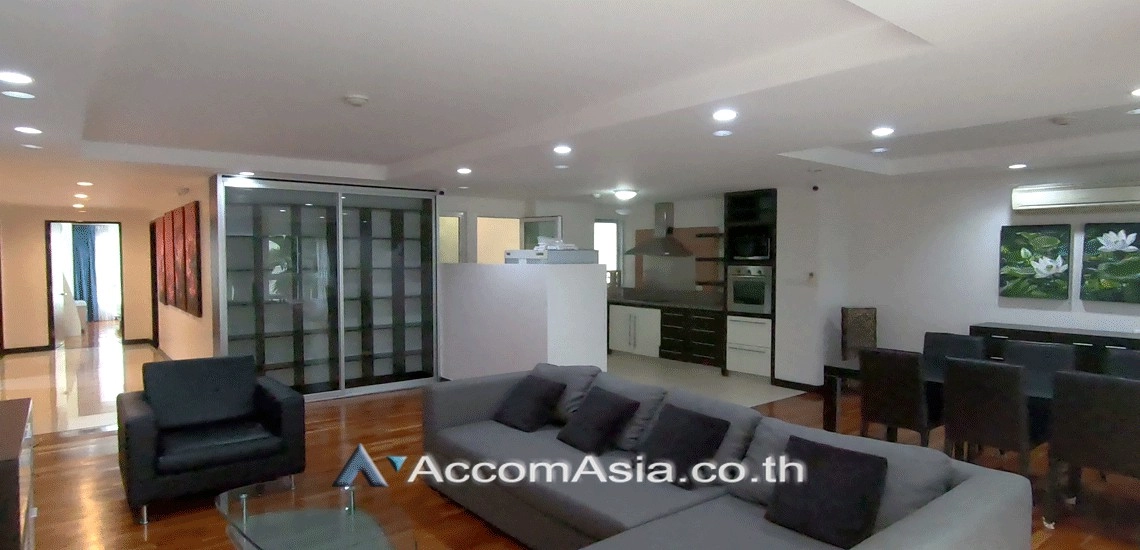  3 Bedrooms  Condominium For Rent & Sale in Sukhumvit, Bangkok  near BTS Ekkamai (AA11471)