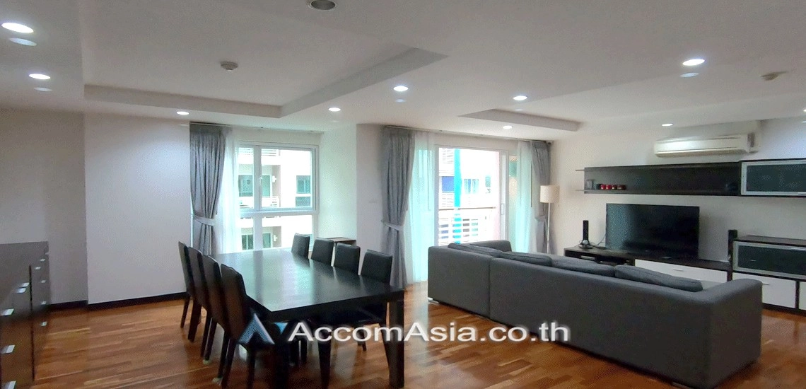 3 Bedrooms  Condominium For Rent & Sale in Sukhumvit, Bangkok  near BTS Ekkamai (AA11471)
