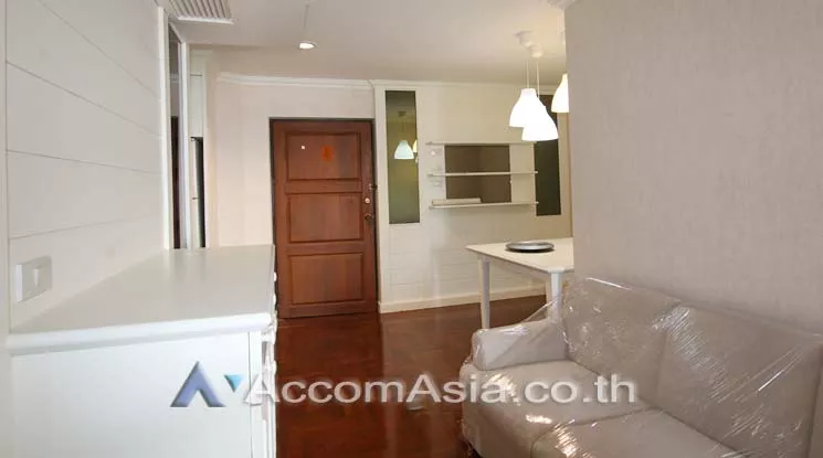  2 Bedrooms  Condominium For Rent in Sukhumvit, Bangkok  near BTS Asok (AA11499)