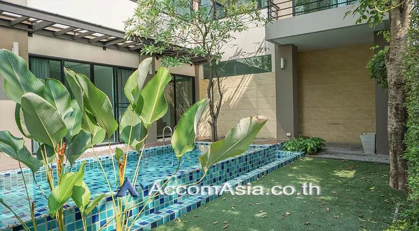  1  3 br House For Rent in Sukhumvit ,Bangkok BTS Thong Lo at Peaceful Living AA11532