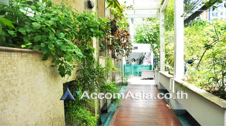  1  Apartment For Rent in Sathorn ,Bangkok BTS Saint Louis at Exclusive Apartment AA11606