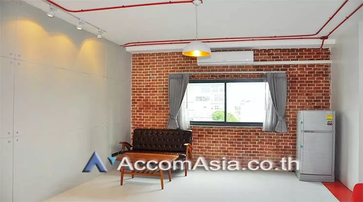  1  1 br Apartment For Rent in Sukhumvit ,Bangkok BTS Ekkamai at Modern Interiors AA11611