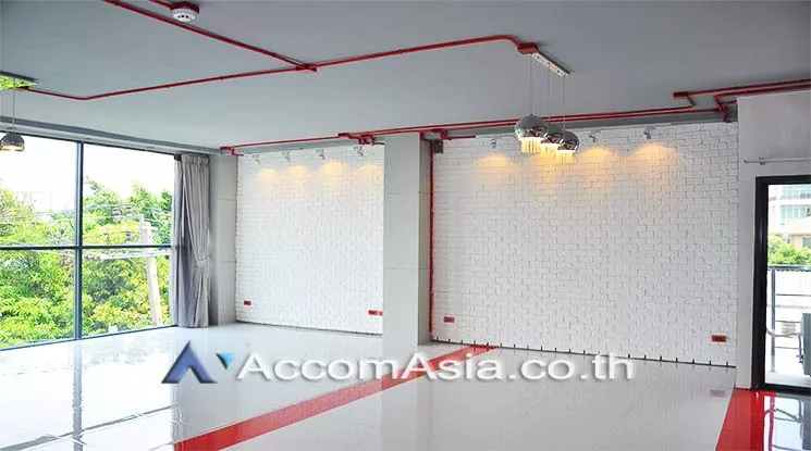  1  1 br Apartment For Rent in Sukhumvit ,Bangkok BTS Ekkamai at Modern Interiors AA11614