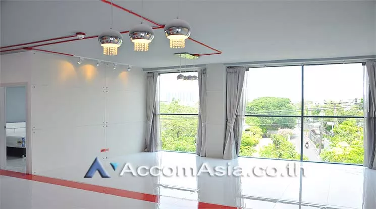 4  1 br Apartment For Rent in Sukhumvit ,Bangkok BTS Ekkamai at Modern Interiors AA11614