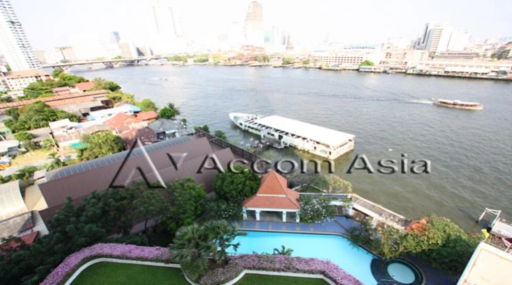  4 Bedrooms  Condominium For Rent in Charoen Nakhon, Bangkok  near BTS Krung Thon Buri (21072)