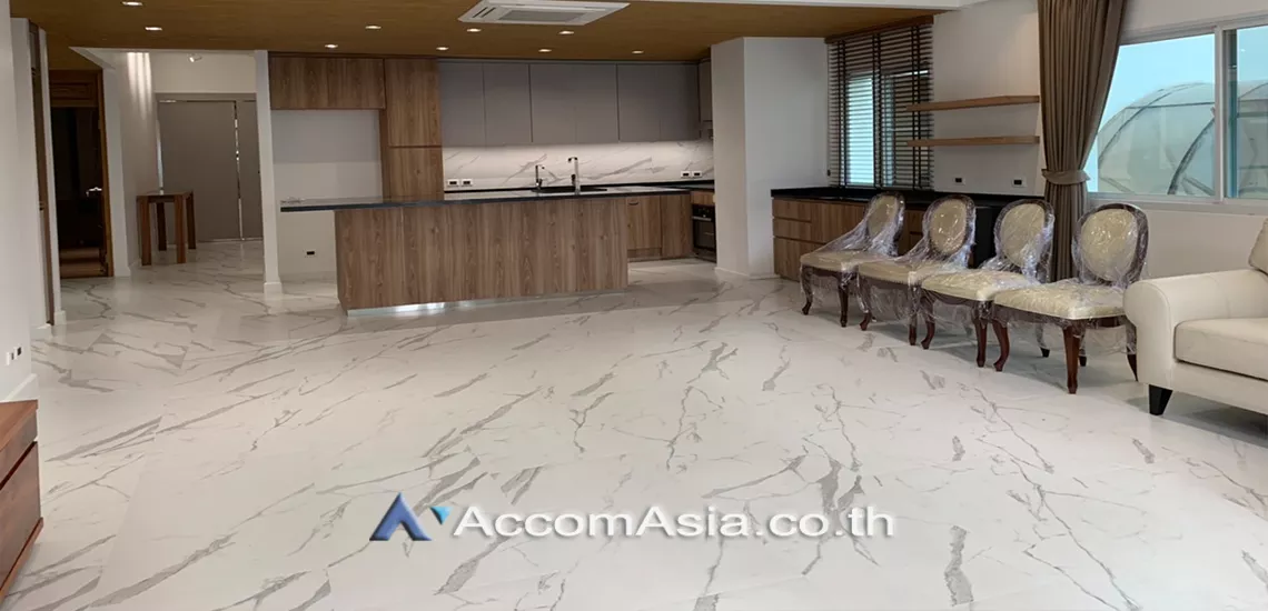  3 Bedrooms  Condominium For Rent in Sukhumvit, Bangkok  near BTS Phrom Phong (AA11730)