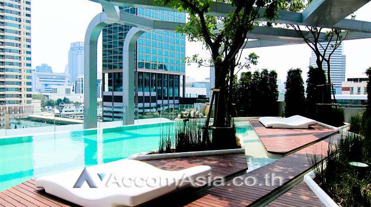  2 Bedrooms  Condominium For Rent in Phaholyothin, Bangkok  near BTS Ratchathewi (AA11787)