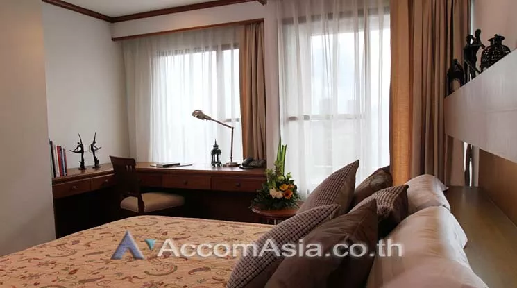 Big Balcony |  2 Bedrooms  Apartment For Rent in Sukhumvit, Bangkok  near BTS Asok - MRT Sukhumvit (AA11838)