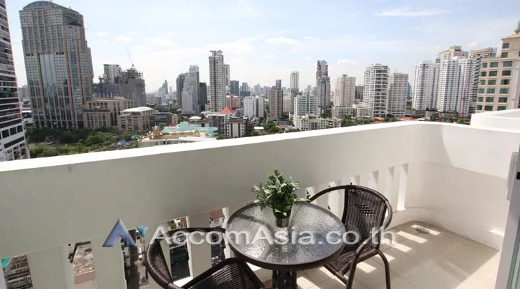  3 Bedrooms  Apartment For Rent in Sukhumvit, Bangkok  near BTS Asok - MRT Sukhumvit (AA11840)