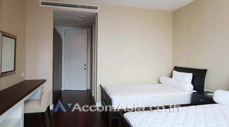 6  3 br Condominium For Rent in Ploenchit ,Bangkok BTS Ploenchit at Athenee Residence AA11852