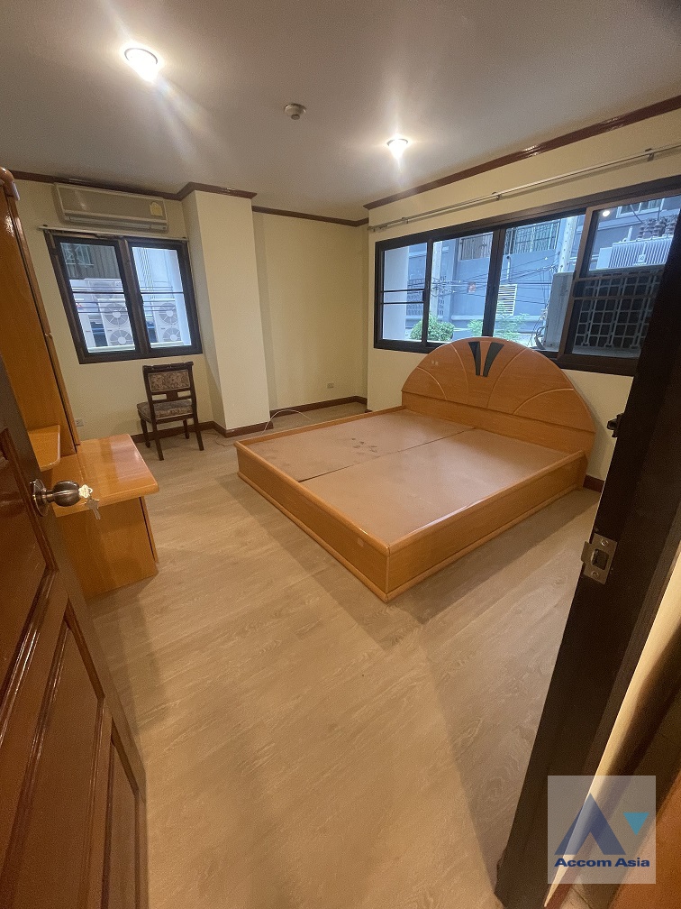 5  2 br Condominium for rent and sale in Sukhumvit ,Bangkok BTS Phrom Phong at Aree Place Sukhumvit 26 AA11884